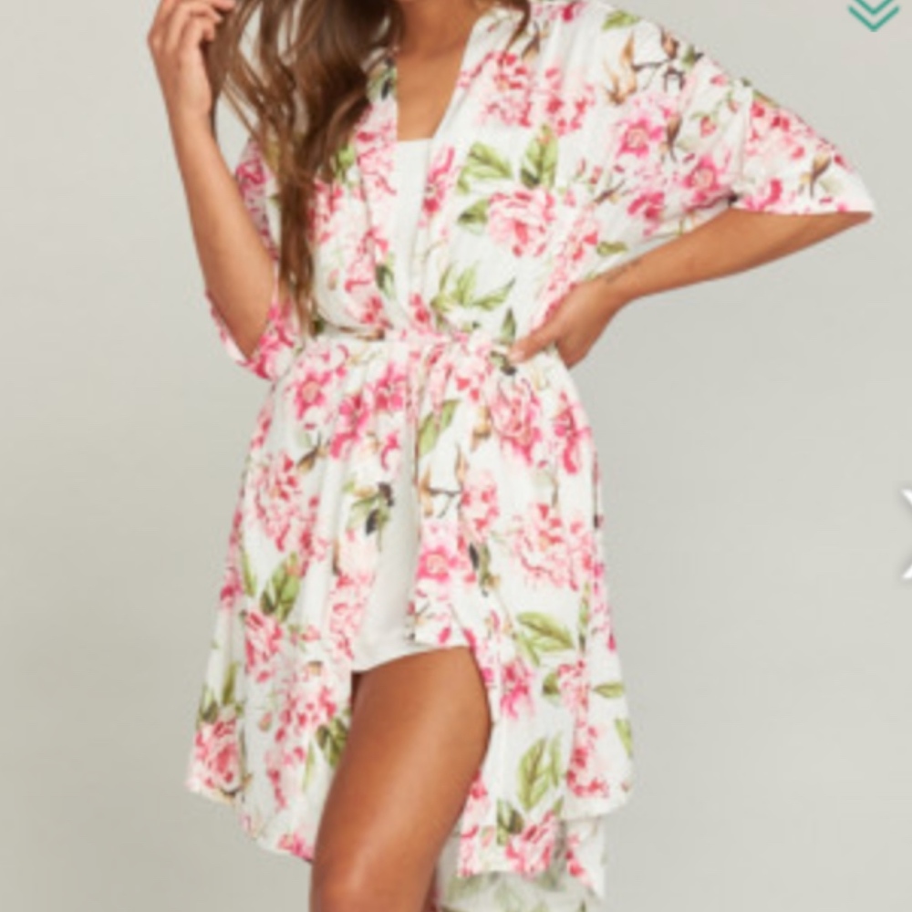 Show me your mum BRIE ROBE ~ GARDEN OF BLOOMS - Picture 3 of 5